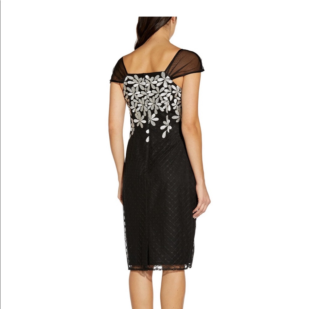Adrianna Papell
Embroidered-Floral Sheath Dress